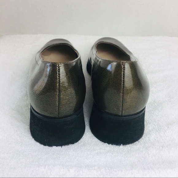 Salvatore Ferragamo Patent Leather Cloud Flats - Picture 3 of 8